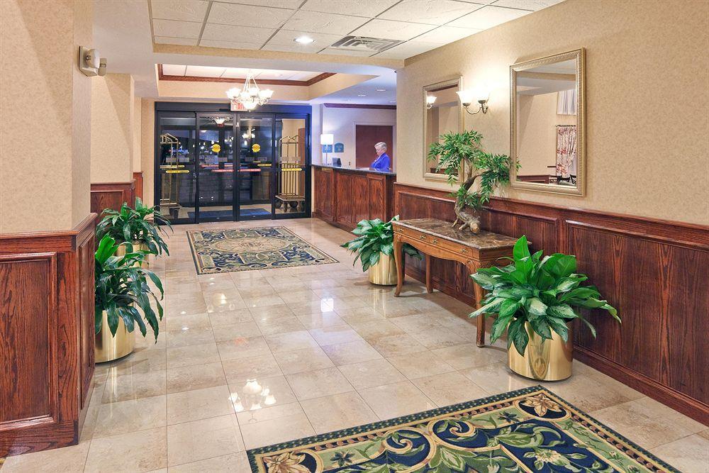 Holiday Inn Express & Suites Midwest City By Ihg מראה פנימי תמונה