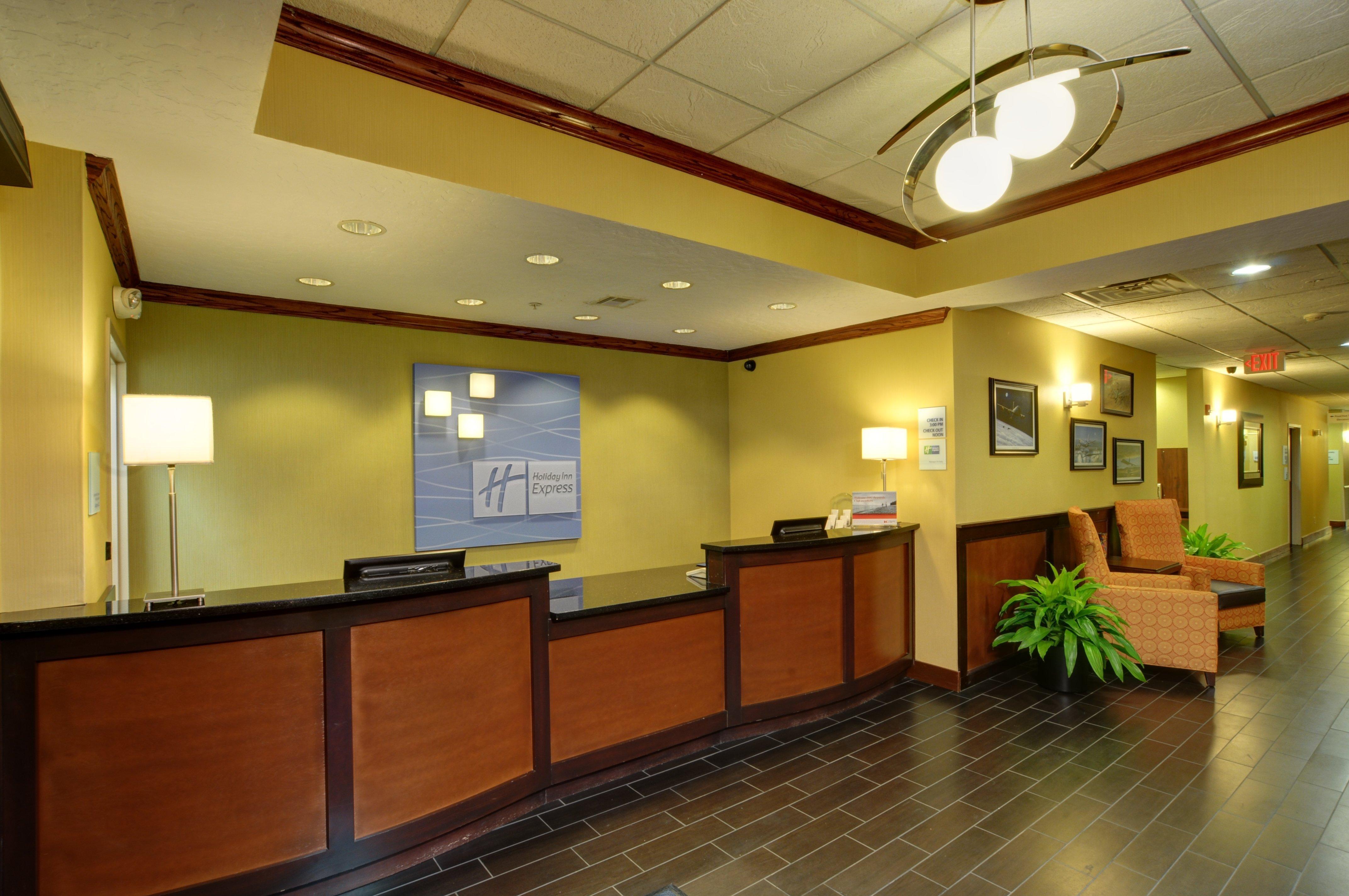 Holiday Inn Express & Suites Midwest City By Ihg מראה חיצוני תמונה