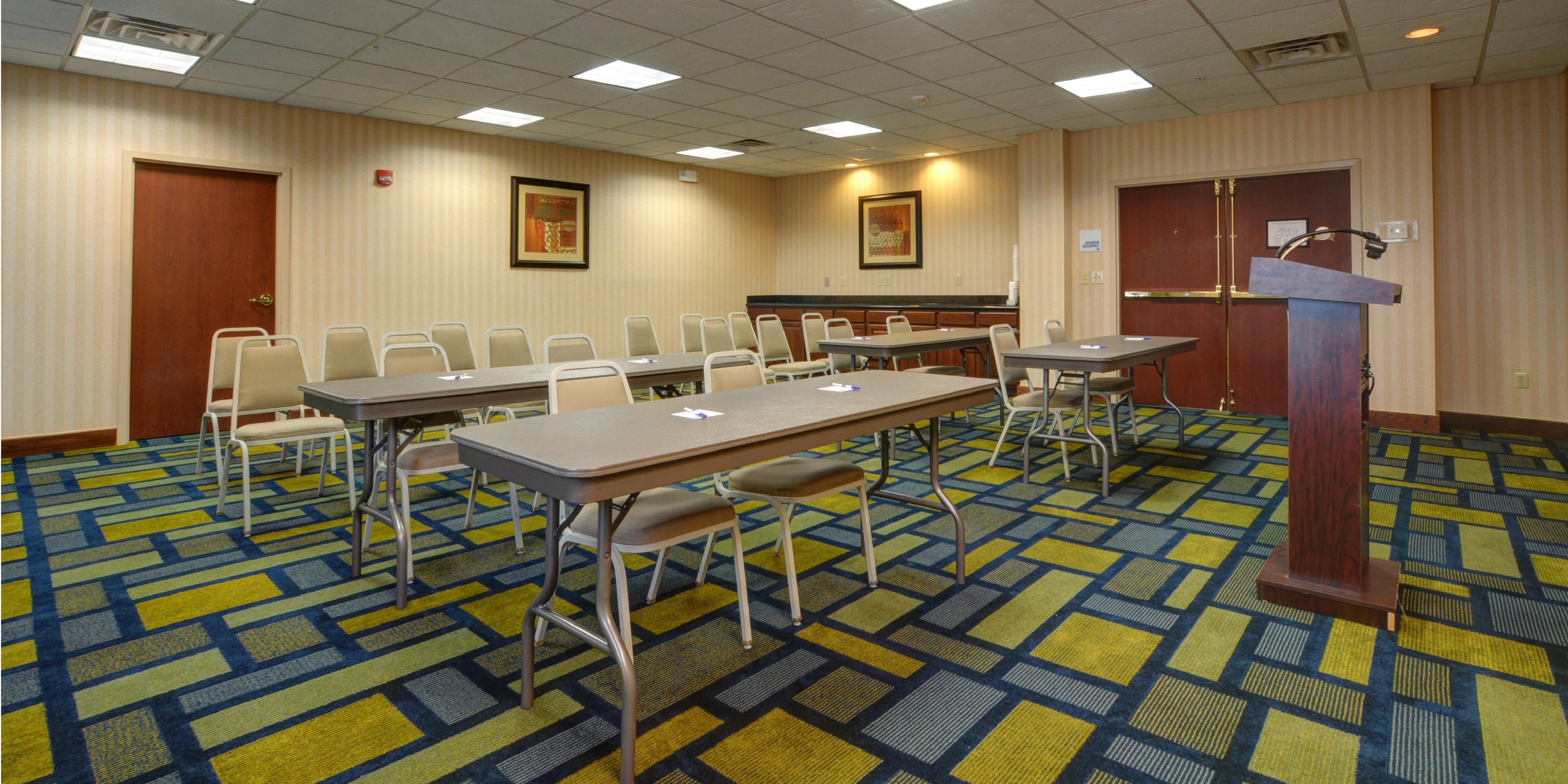 Holiday Inn Express & Suites Midwest City By Ihg מראה חיצוני תמונה