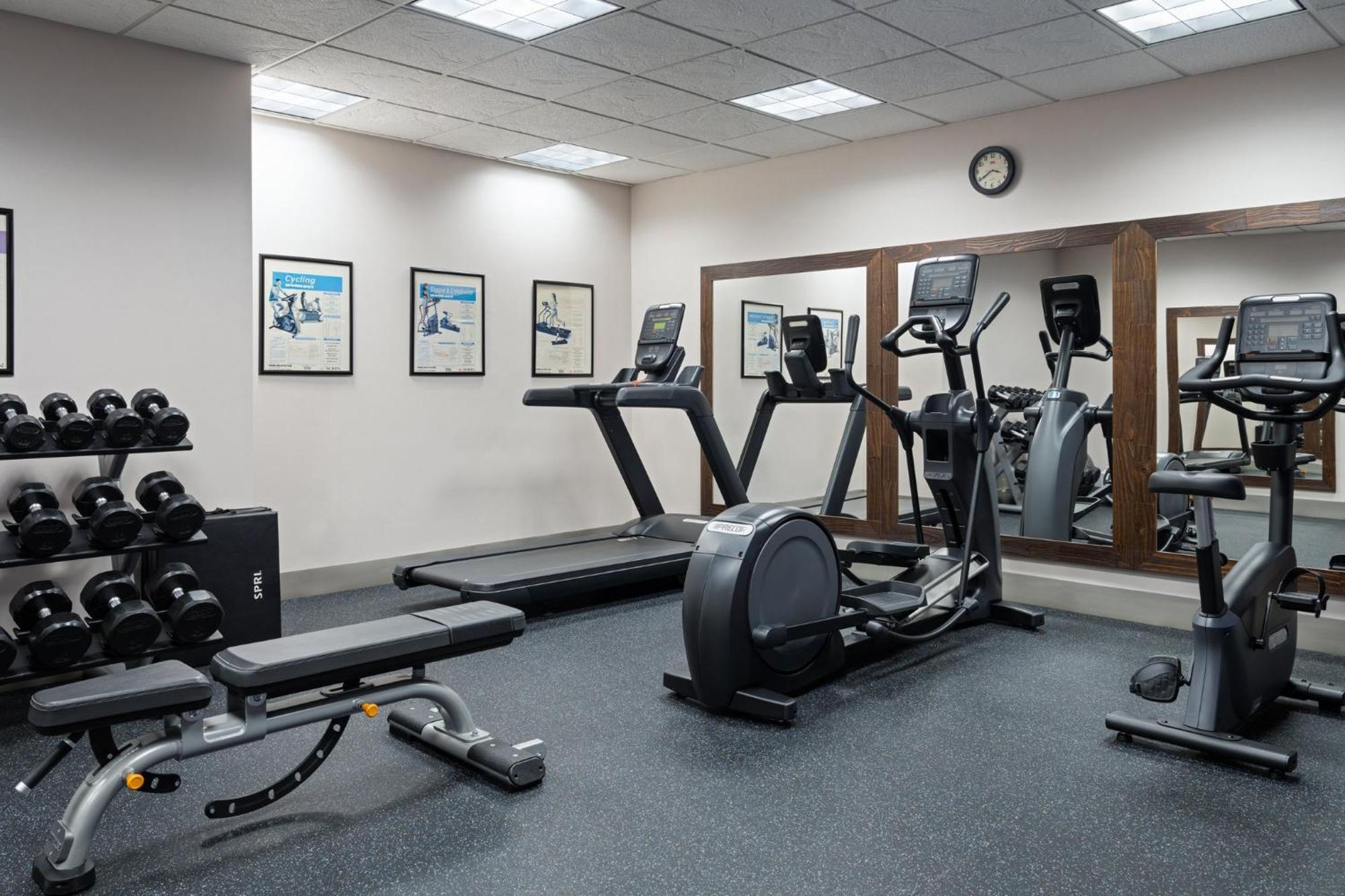 Holiday Inn Express & Suites Midwest City By Ihg מראה חיצוני תמונה