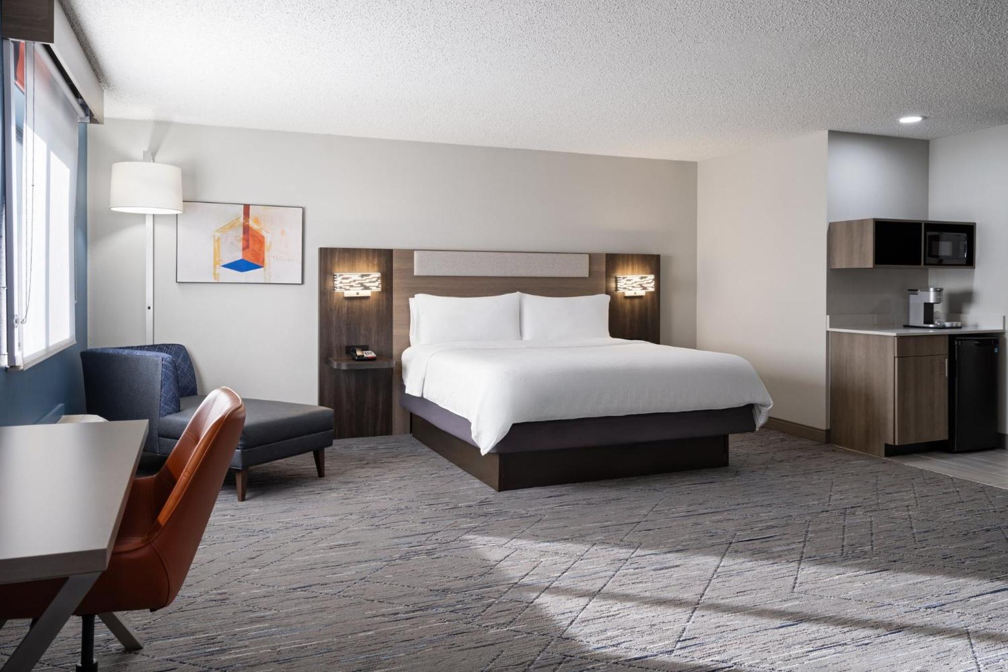 Holiday Inn Express & Suites Midwest City By Ihg מראה חיצוני תמונה