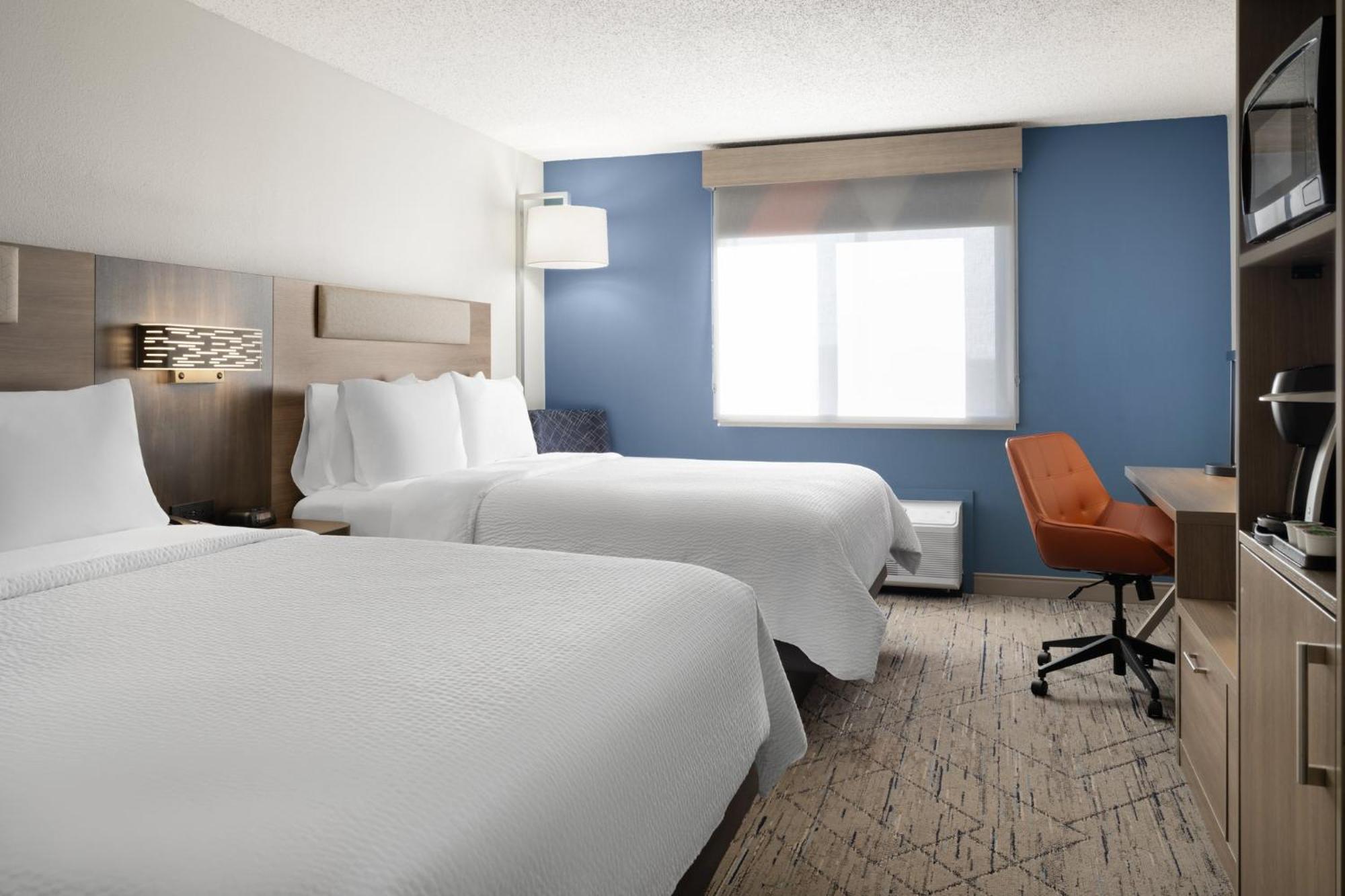Holiday Inn Express & Suites Midwest City By Ihg מראה חיצוני תמונה