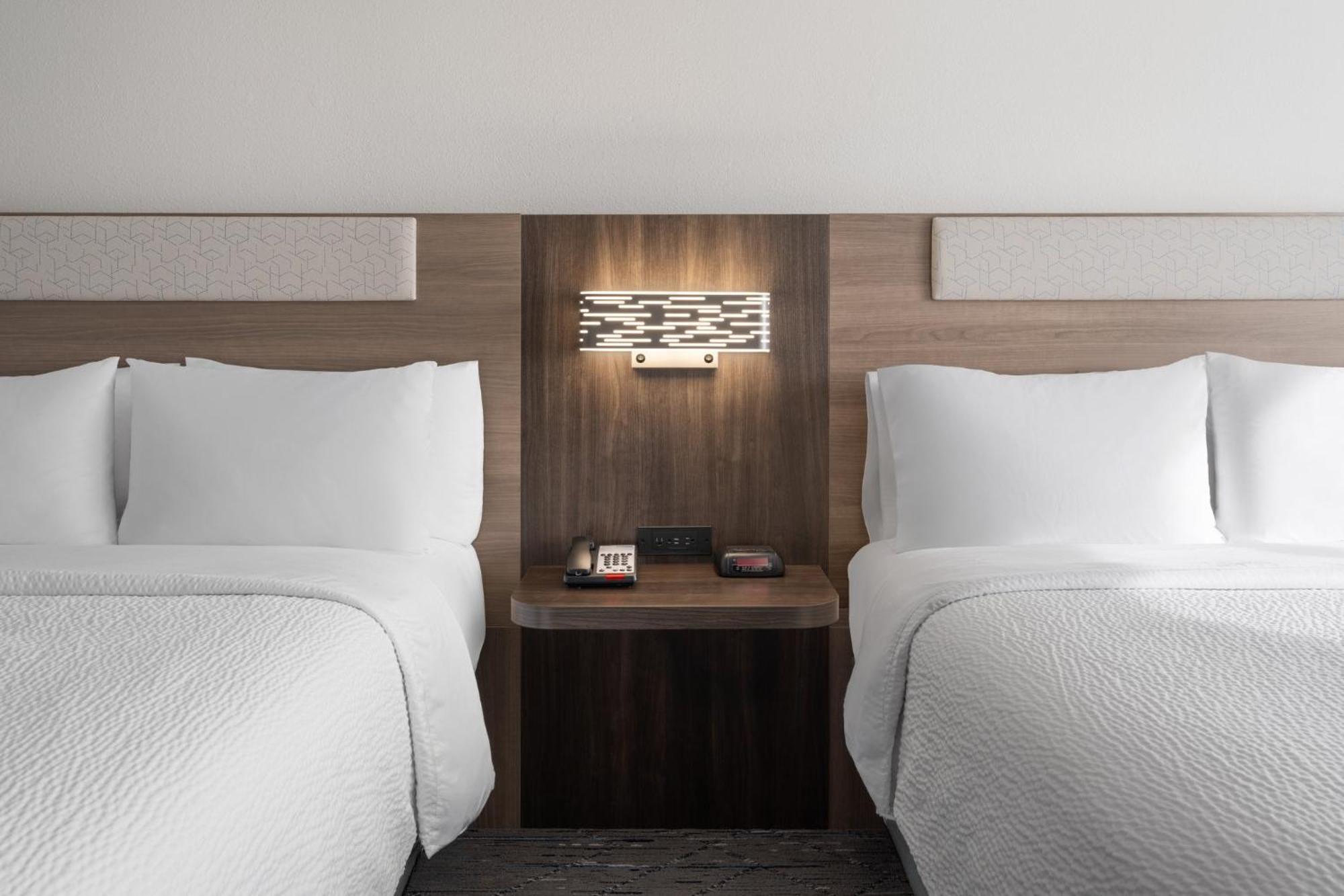 Holiday Inn Express & Suites Midwest City By Ihg מראה חיצוני תמונה