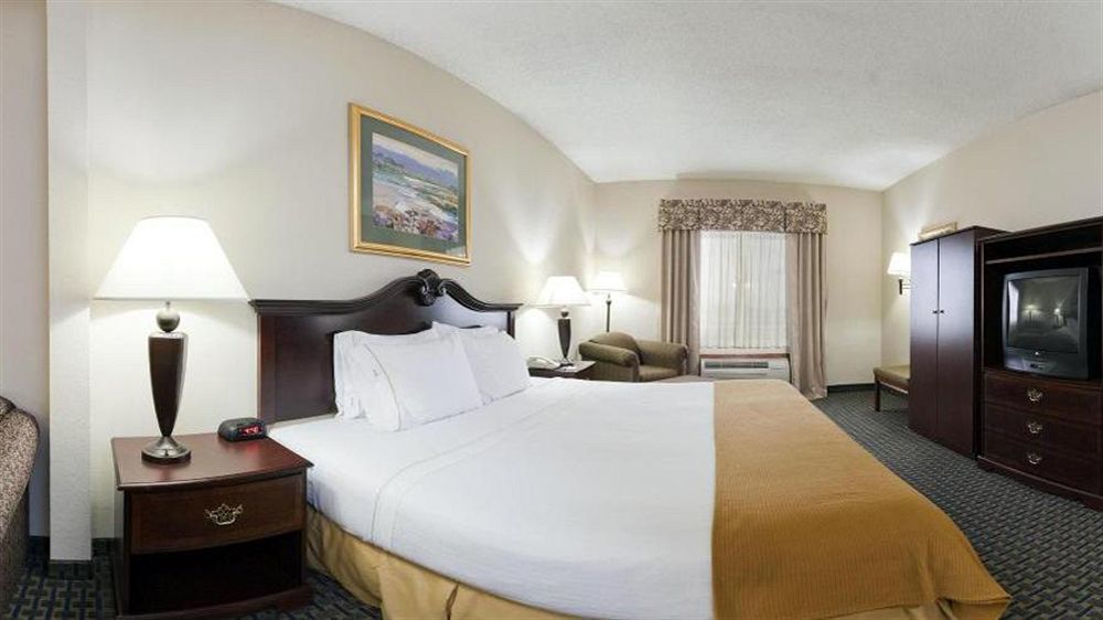 Holiday Inn Express & Suites Midwest City By Ihg מראה חיצוני תמונה