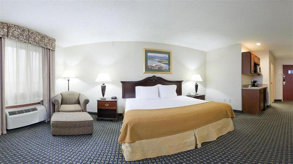 Holiday Inn Express & Suites Midwest City By Ihg מראה חיצוני תמונה